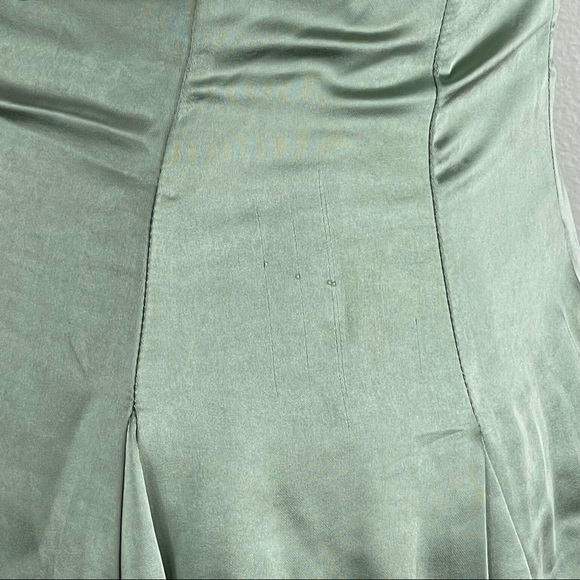 Lovers and Friends Brynlee Dress - Picture 8 of 12